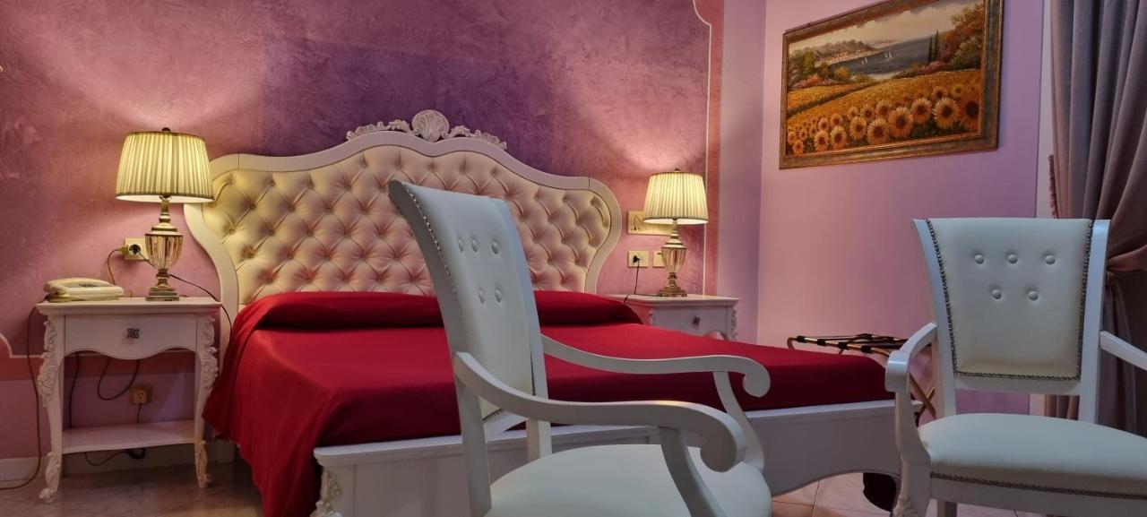 Hotel La Torre Кастільйоне-дель-Лаго Екстер'єр фото