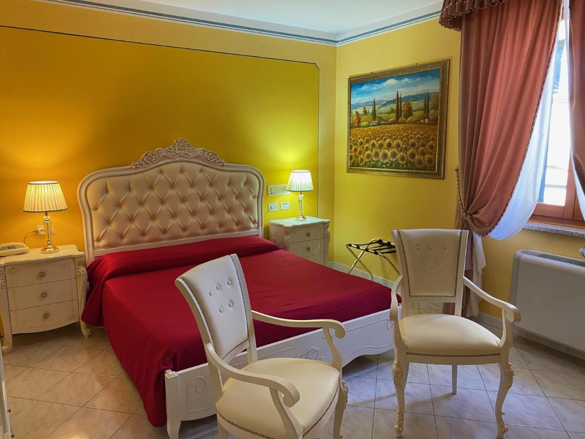 Hotel La Torre Кастільйоне-дель-Лаго Екстер'єр фото