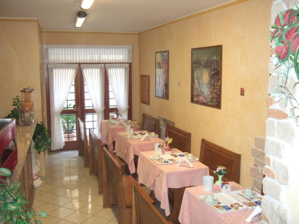 Hotel La Torre Кастільйоне-дель-Лаго Екстер'єр фото