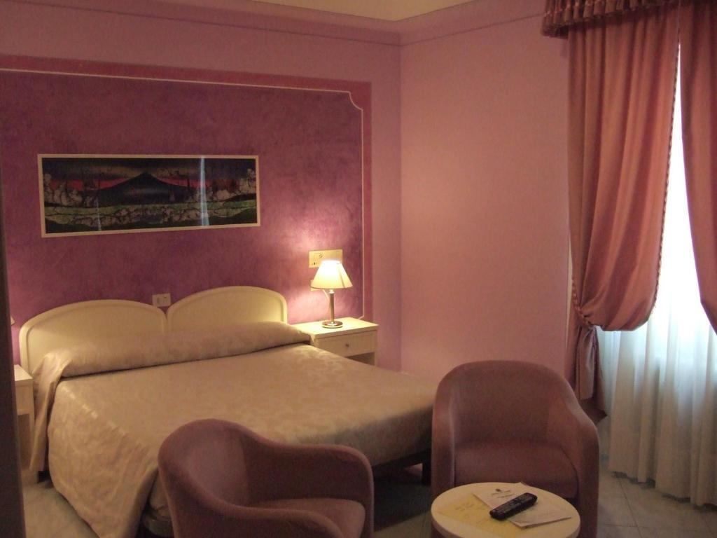 Hotel La Torre Кастільйоне-дель-Лаго Екстер'єр фото